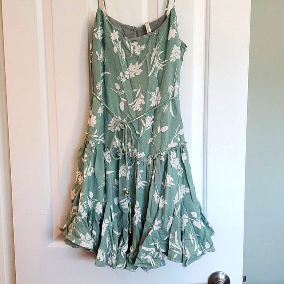 Selfie Lesslie waist tie dress - Picture 1 of 1